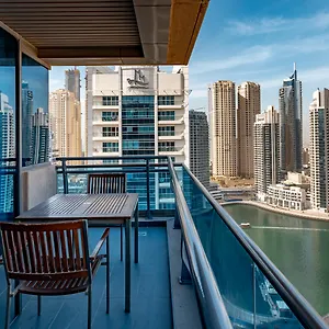 Hotel apartamentowy Radisson Blu Residence, Marina, Dubaj