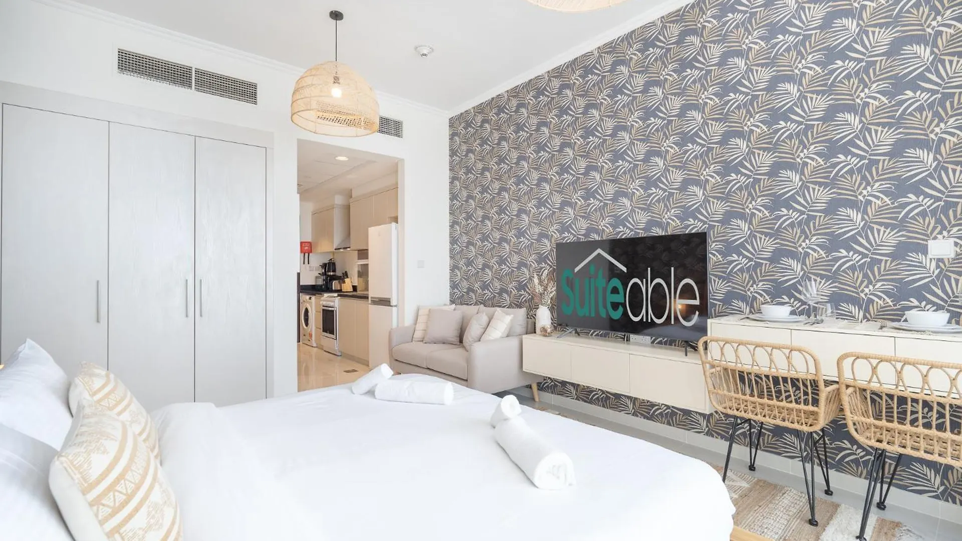 Floral Charm Studio In Damac Hills By Suiteable Dubai 0*,