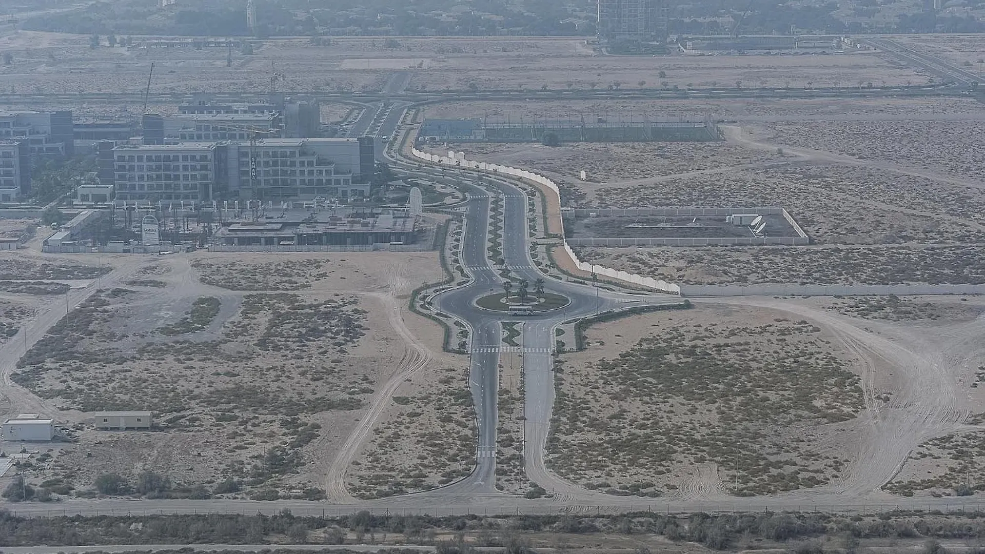 Floral Charm Studio In Damac Hills By Suiteable Dubai 0*,